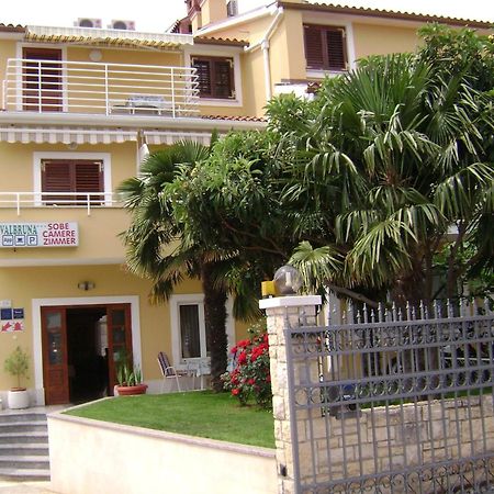 Pansion Valbruna Bed and Breakfast Ρόβινι Εξωτερικό φωτογραφία